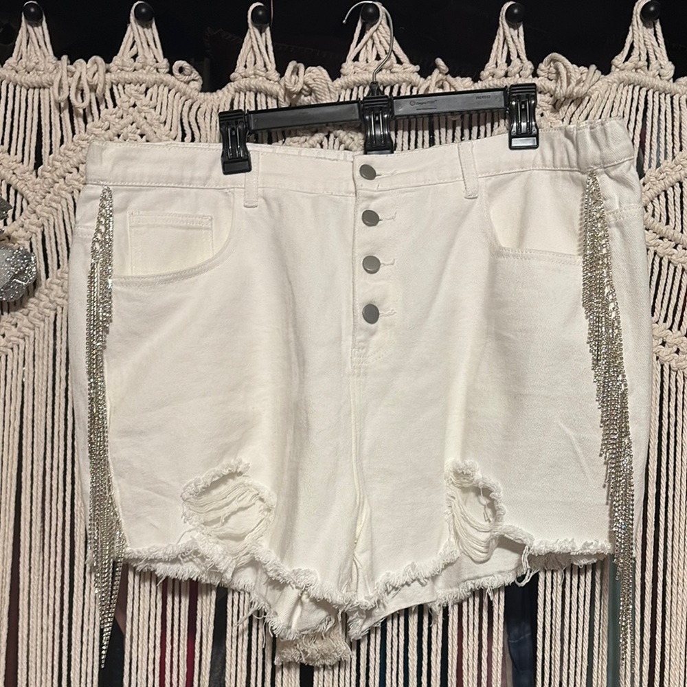Savanna Jane White Denim Stretch Rhinestone Fringe Shorts Sz 2X *NWOT
